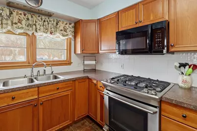 908 N Taffee Drive, Hastings, MI 49058 - Photo 9