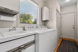 4760 Sawgrass Dr E, Ann Arbor, MI 48108 - Photo 17