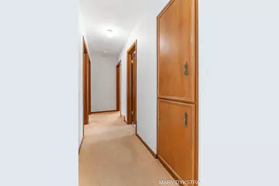 409 W Lakewood Boulevard, Holland, MI 49424 - Photo 23