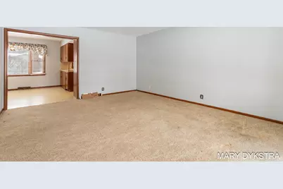 409 W Lakewood Boulevard, Holland, MI 49424 - Photo 13