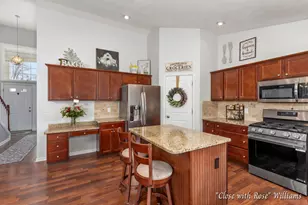 8531 Twin Lakes Dr, Jenison, MI 49428 - Photo 13