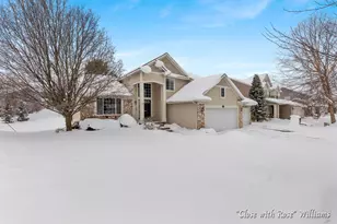 8531 Twin Lakes Dr, Jenison, MI 49428 - Photo 3