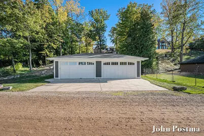 2929 Bonnell Avenue SE, East Grand Rapids, MI 49506 - Photo 63