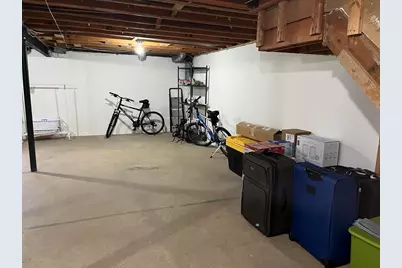 29077 Tiffany Drive W, Southfield, MI 48034 - Photo 11