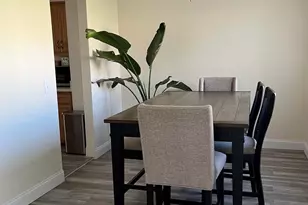 29077 Tiffany Dr W, Southfield, MI 48034 - Photo 3