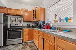 904 College Ave NE, Grand Rapids, MI 49503 - Photo 9