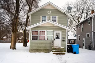 534 Isbell St, Lansing, MI 48910 - Photo 1