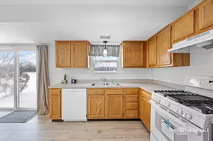 3557 Greenly Ct, Holland, MI 49424 - Photo 13