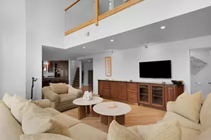 51007 Lake Park Dr, New Buffalo, MI 49117 - Photo 9