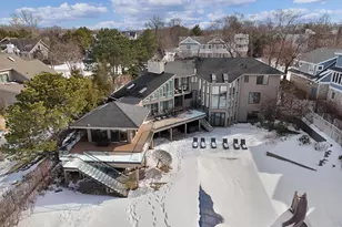 51007 Lake Park Dr, New Buffalo, MI 49117 - Photo 5