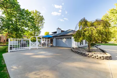 26036 Parke Lane, Grosse Ile, MI 48138 - Photo 3