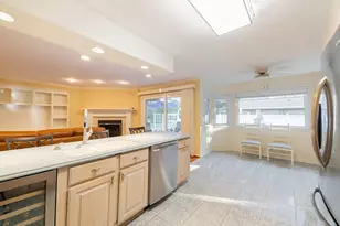 26036 Parke Ln, Grosse Ile, MI 48138 - Photo 13