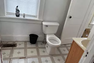 210 S Monroe St, Sturgis, MI 49091 - Photo 5