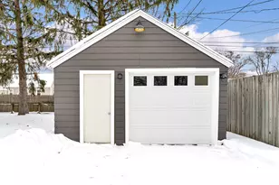 644 W 20th St, Holland, MI 49423 - Photo 37