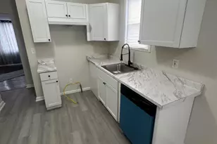 15827 Tracey St, Detroit, MI 48227 - Photo 3