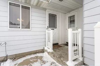 5646 Leisure S Drive SE, Grand Rapids, MI 49548 - Photo 5