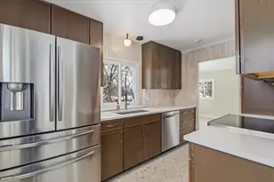 2029 Ferdon Rd, Ann Arbor, MI 48104 - Photo 9