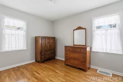 2117 Columbus Avenue, Norton Shores, MI 49441 - Photo 21