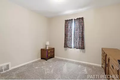 2117 Columbus Avenue, Norton Shores, MI 49441 - Photo 19