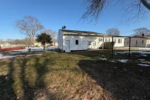 2117 Columbus Ave, Norton Shores, MI 49441 - Photo 35