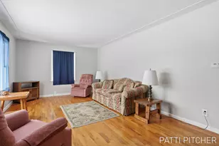 2117 Columbus Ave, Norton Shores, MI 49441 - Photo 9