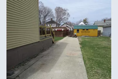 5223 Yemans Street, Hamtramck, MI 48212 - Photo 7