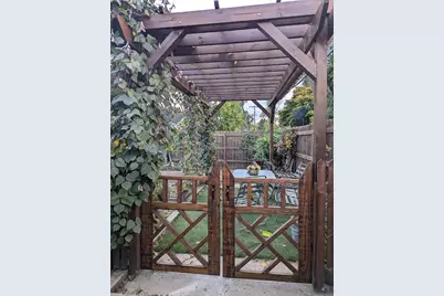 5223 Yemans Street, Hamtramck, MI 48212 - Photo 35