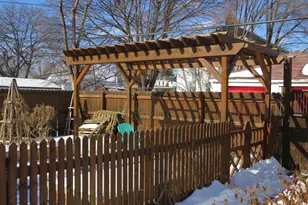 5223 Yemans St, Hamtramck, MI 48212 - Photo 9