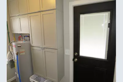 5223 Yemans Street, Hamtramck, MI 48212 - Photo 37