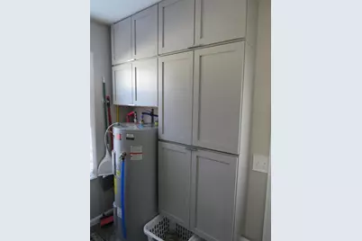 5223 Yemans Street, Hamtramck, MI 48212 - Photo 25