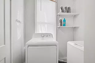 916 Lafayette Ave NE, Grand Rapids, MI 49503 - Photo 17