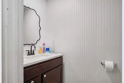 916 Lafayette Avenue NE, Grand Rapids, MI 49503 - Photo 9