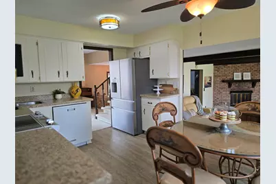 6033 Clearbrook Drive, Stevensville, MI 49127 - Photo 7