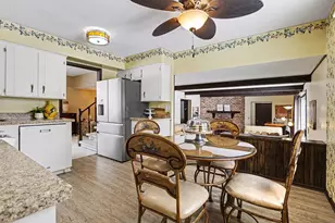 6033 Clearbrook Dr, Stevensville, MI 49127 - Photo 7