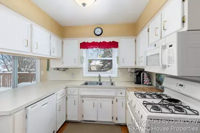 5886 Bramalea Avenue SE, Grand Rapids, MI 49508 - Photo 7