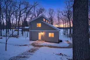 253 Westshore Dr, Jerome, MI 49249 - Photo 3