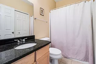 228 W Oakbrook Dr, Ann Arbor, MI 48103 - Photo 13