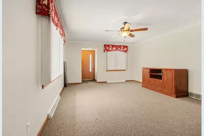 230 E Grove Street, Monroe, MI 48162 - Photo 5