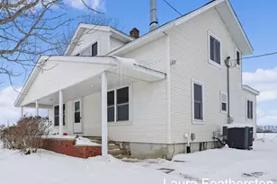 5105 Perry St, Zeeland, MI 49464 - Photo 1