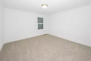 26900 Napier Rd, Novi, MI 48374 - Photo 19