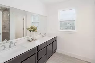 26900 Napier Rd, Novi, MI 48374 - Photo 21