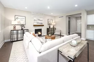 26900 Napier Rd, Novi, MI 48374 - Photo 5