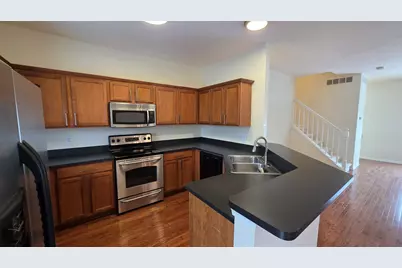 1547 Cass Lake Road, Keego Harbor, MI 48320 - Photo 7