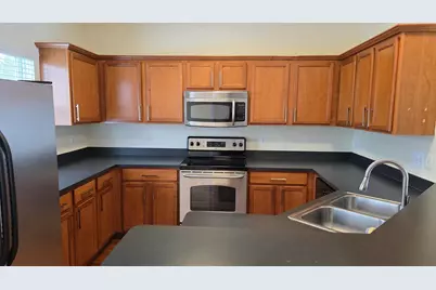 1547 Cass Lake Road, Keego Harbor, MI 48320 - Photo 9