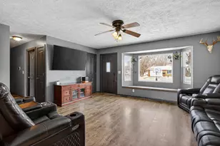 615 Sioux St, Jackson, MI 49203 - Photo 7