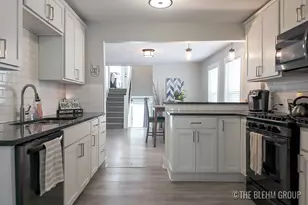 7319 Hessler Ct NE, Rockford, MI 49341 - Photo 5