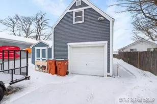 7319 Hessler Ct NE, Rockford, MI 49341 - Photo 3