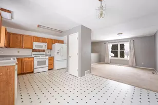 1920 Sheen Hollow, Otsego, MI 49078 - Photo 5