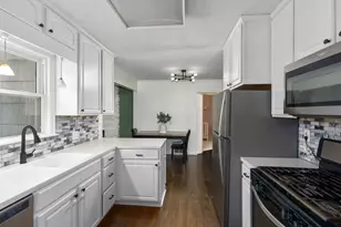 3288 Chestnut Ave SW, Grandville, MI 49418 - Photo 7