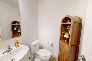 803 Parkwood Dr, Greenville, MI 48838 - Photo 9